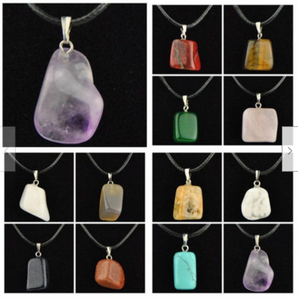Stone pendant necklaces